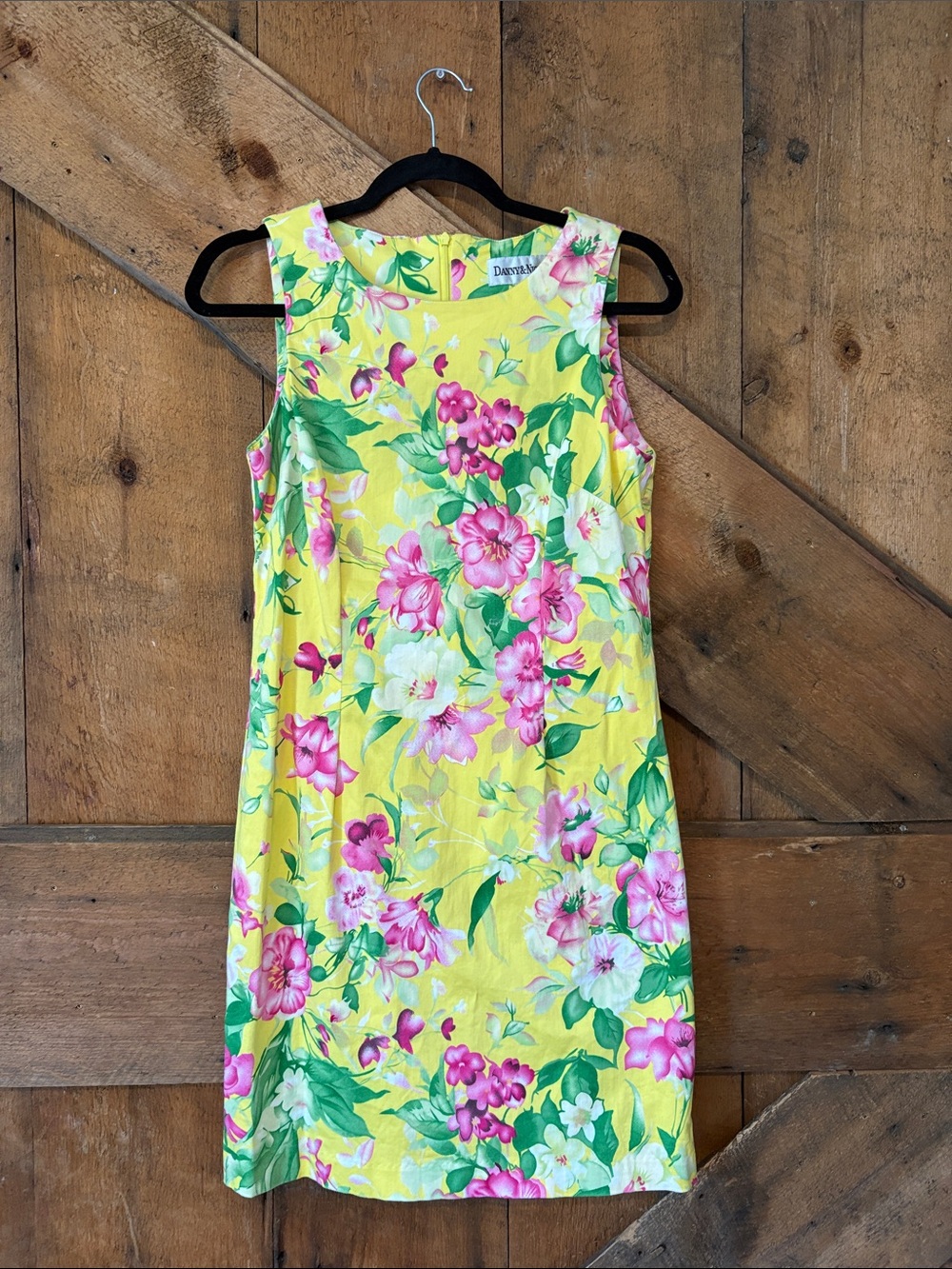 Danny & Nicole Yellow Floral Sleeveless Shift Dress